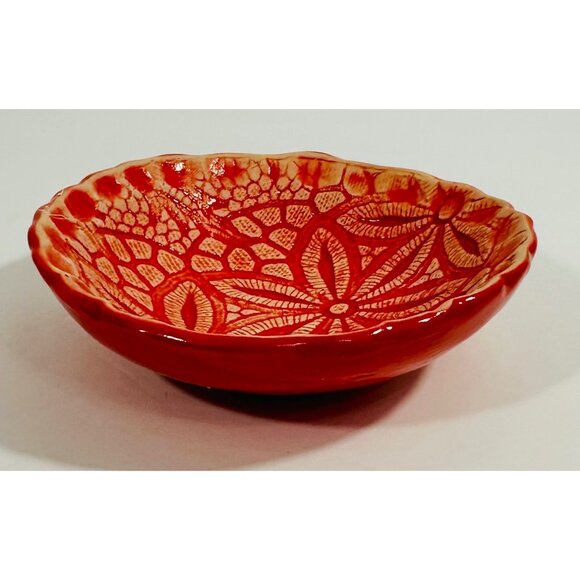 Handcrafted Red Floral Ceramic Bowl Textured Lace / Floral Design Decorative - Picture 3 of 9